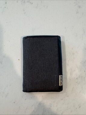 Tumi Men’s Bifold Wallet